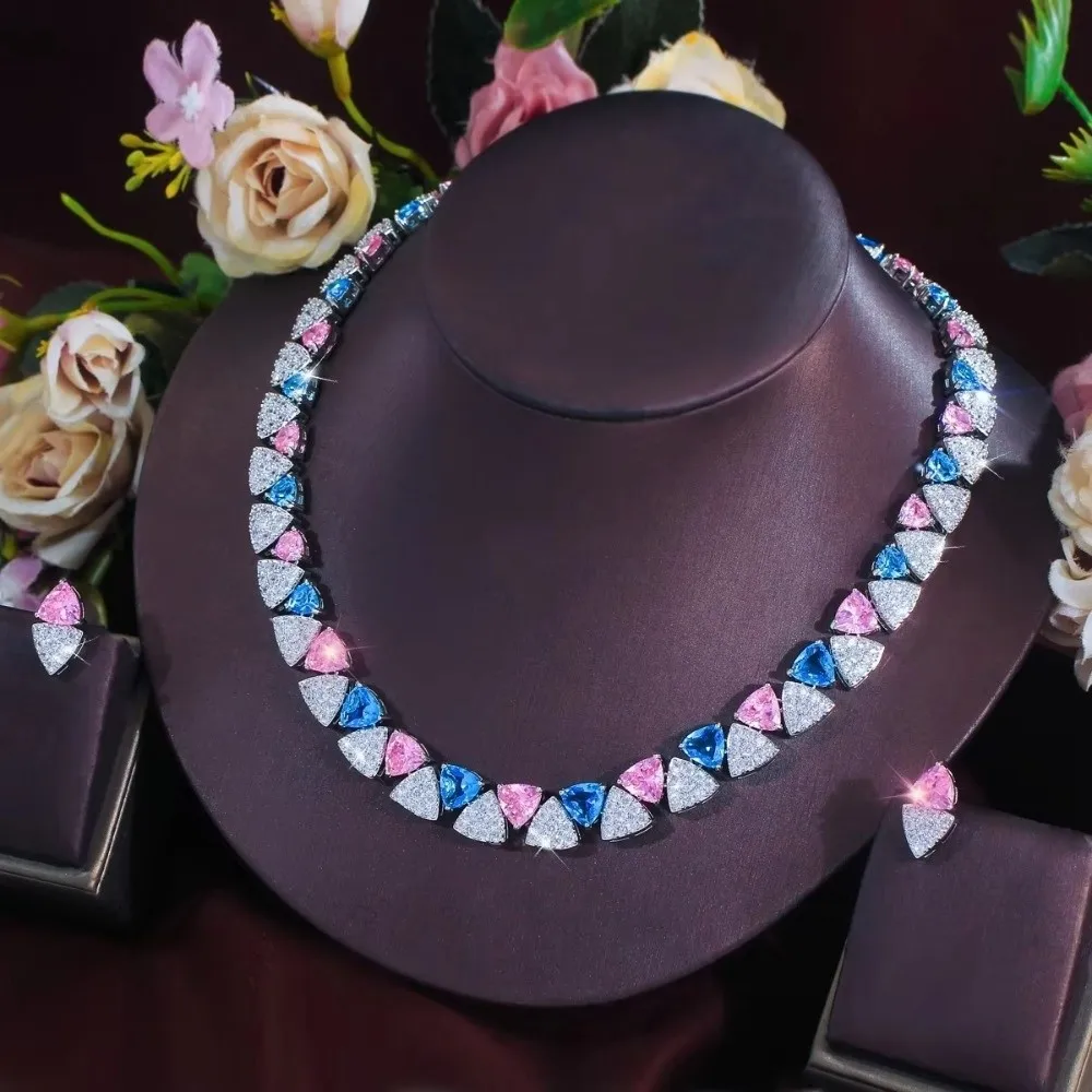 Shiny Zirconia Earring Set Triangle Shape Pave Setting Bridal Jewelry Set Sparkling Finish Clavicle Choker Wedding Jewelry Set