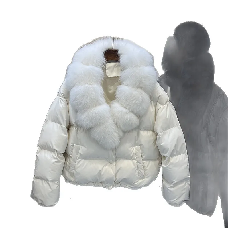 

European Station Winter 2025 New Fox Fur Collar Goose Down Jacket Women's Short Fashion Loose Thickened Fur Jacket