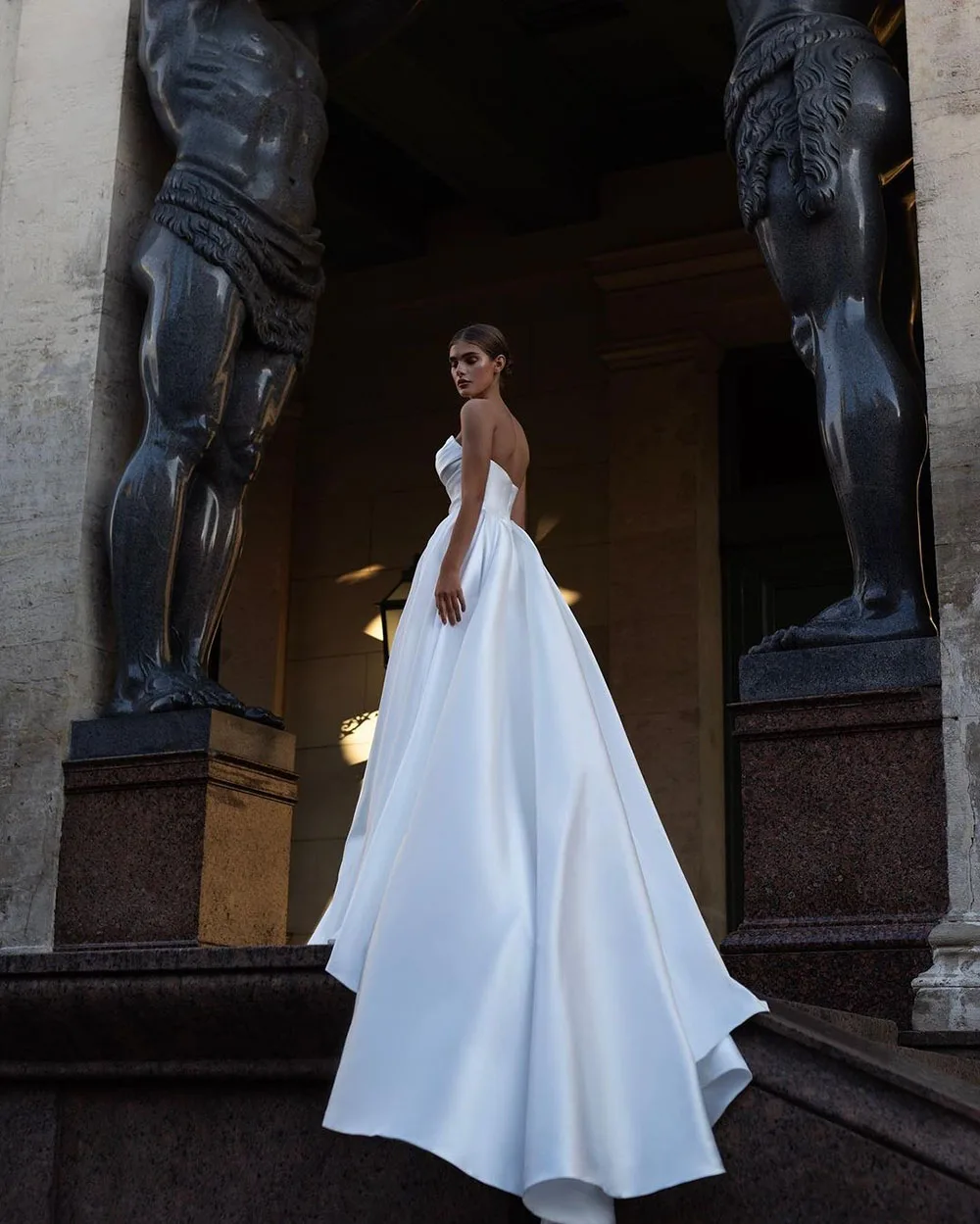 SoDigne Church Royal Wedding Dresses Sweetheart A Line Satin Pleats Bride Dress Sexy Side Split Formal Brides Party Gowns