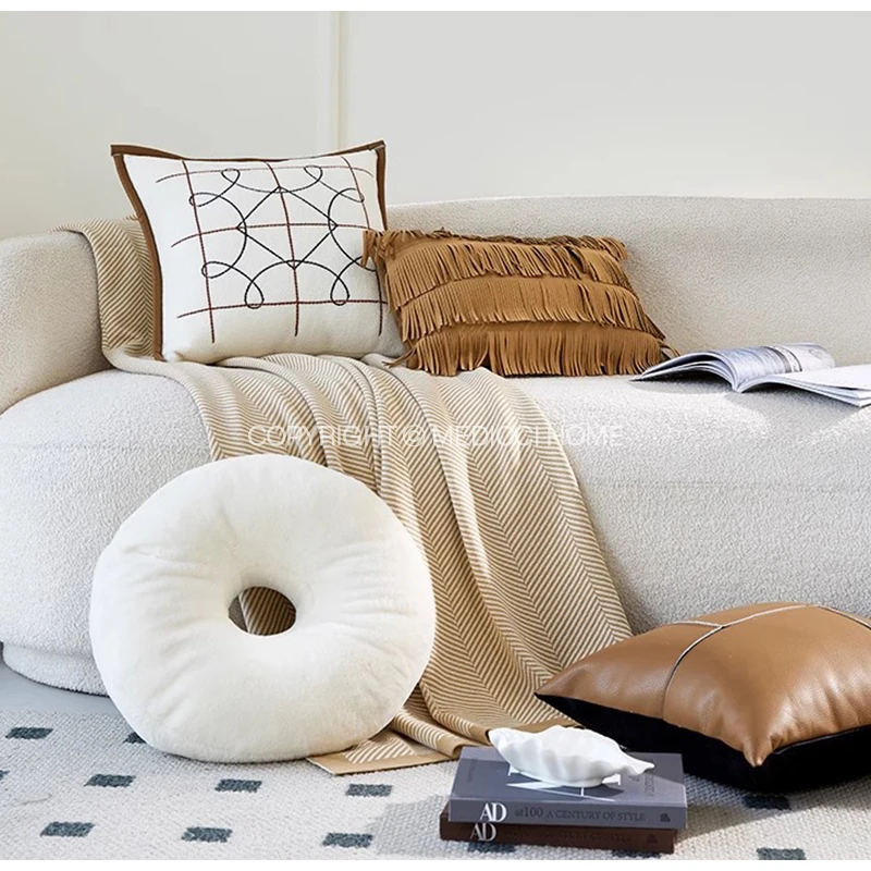 Medicci Home White Cushion Cover Modern Minimalist Lines Embroidery PU Leather Decorative Square Pillow Case Luxury Coussins