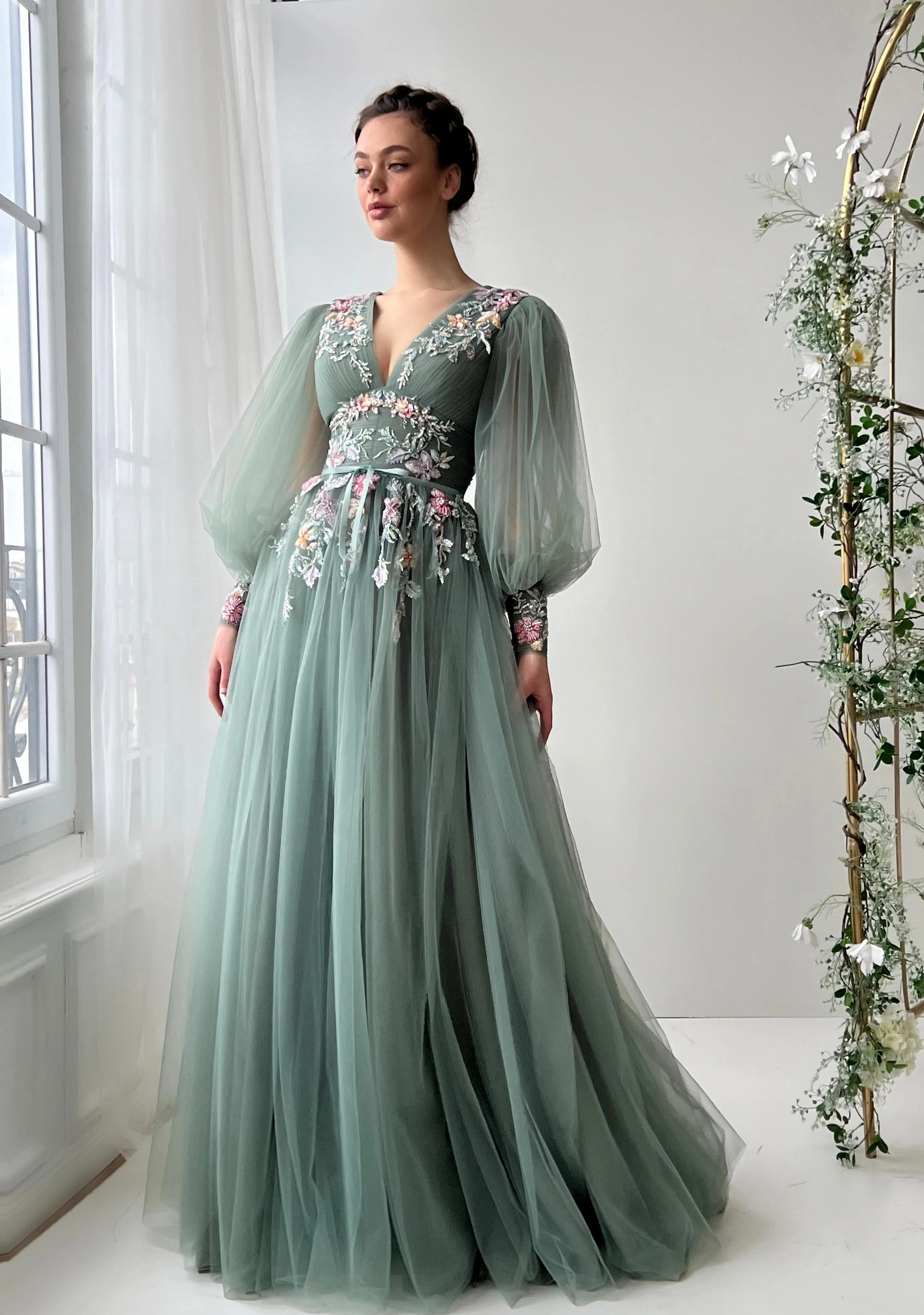 Customized Sage Green Tulle Prom Dresses Beading 3D Flowers Lace Appliques A-Line Evening Gowns Puff Sleeves Formal Party Dress view 3