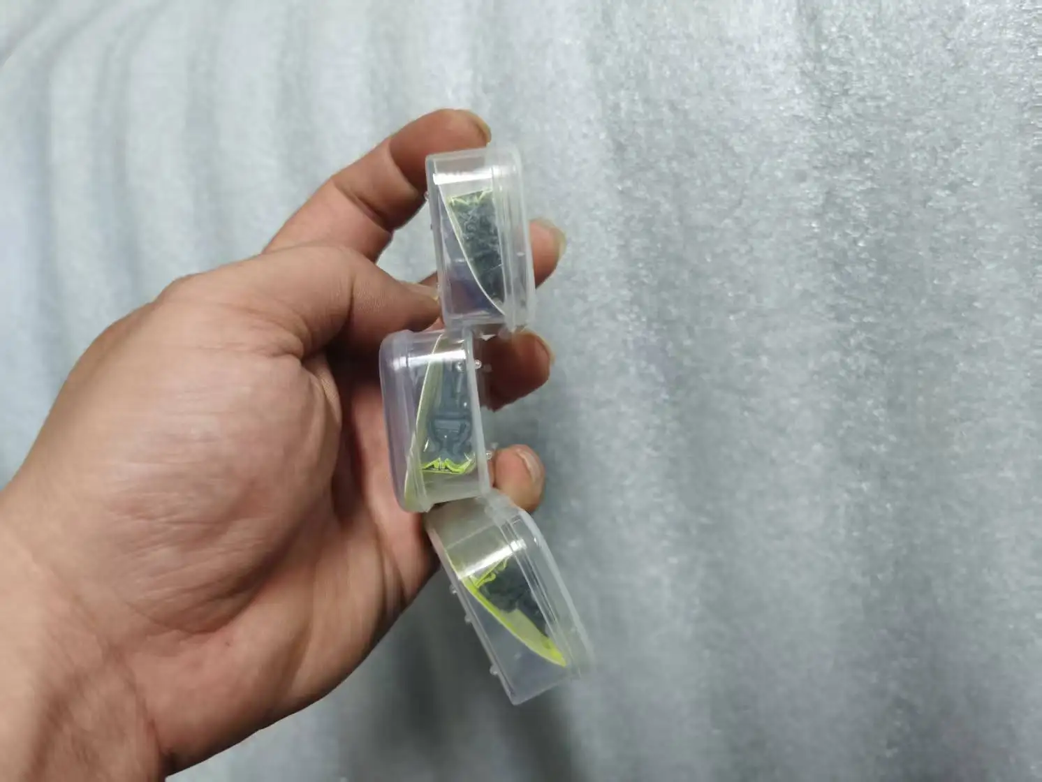 Shaver replacement blade accessories