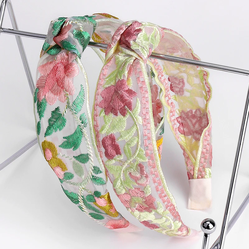 Fascia per capelli con fiori ricamati in cotone e lino fascia per capelli a tesa larga fascia per capelli di fascia alta e squisiti accessori per capelli in stile etnico