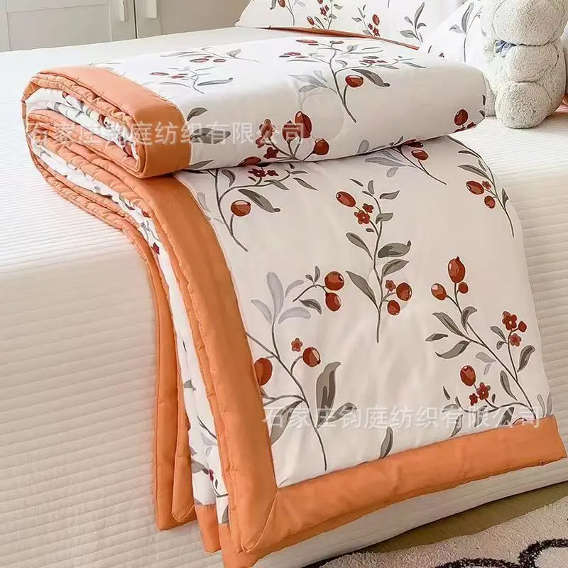 

Season Hypoallergenic Down Warm Bamboo Lightweight Duvet Soft All Bedding Comforter Insert Washable Alternative Fiber Machine