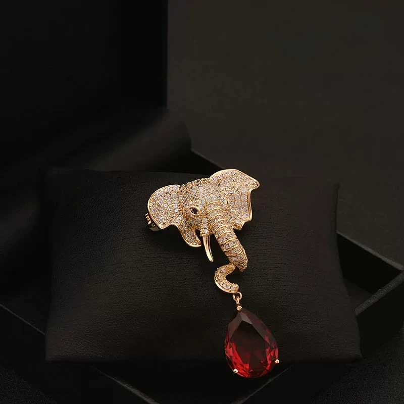 Lucky Elephant Brooch for Women Elegant Bright Lapel Pin Luxury Suit Coat Nice Chic Stylish Daily Wear Gift Clothing Accessory