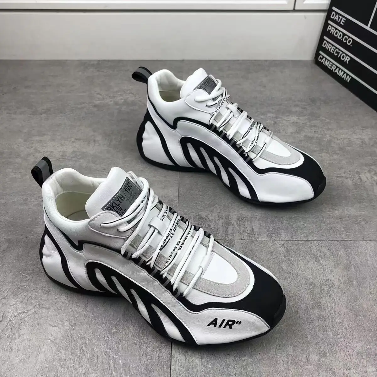 YBQJOO Lace-up Platform Sneakers 4
