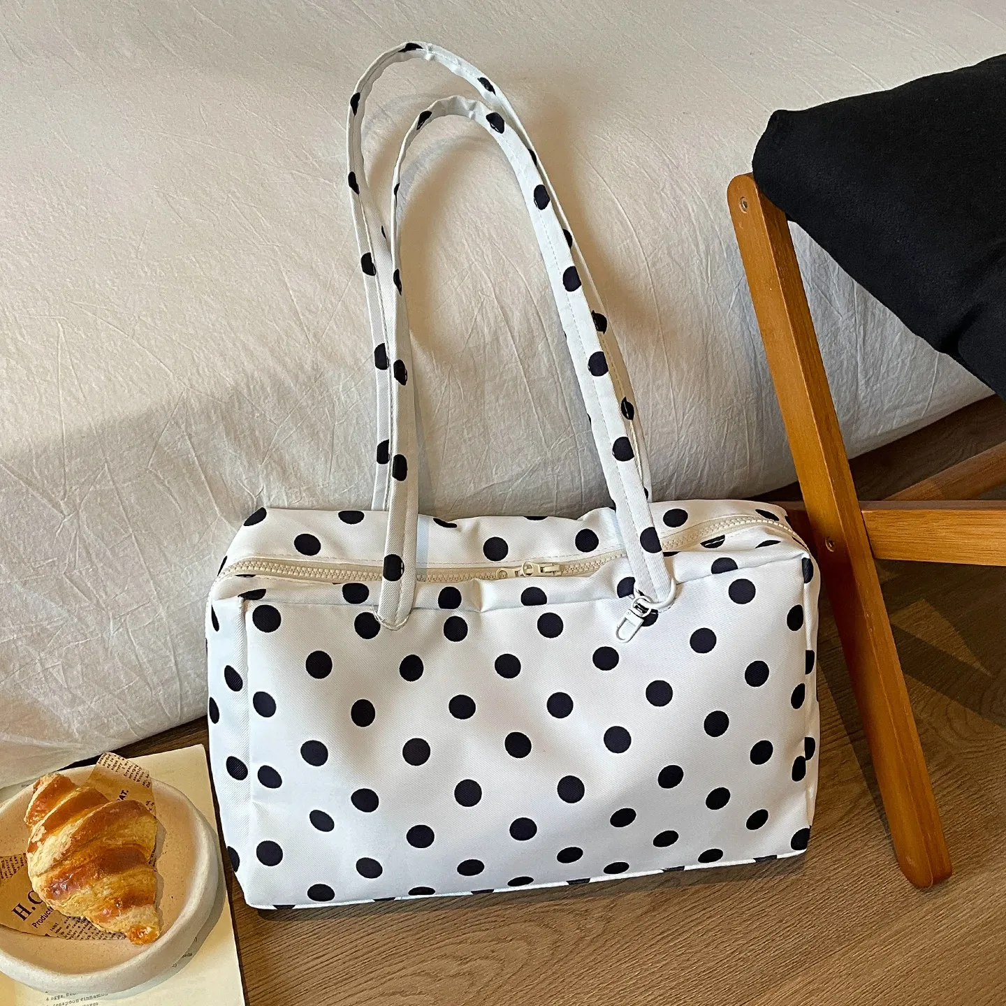 Chic Travel Handbag Fabric Large Capacity Simple Versatile Polka Dot One Shoulder Bags Casual Commute Women's Briefcase