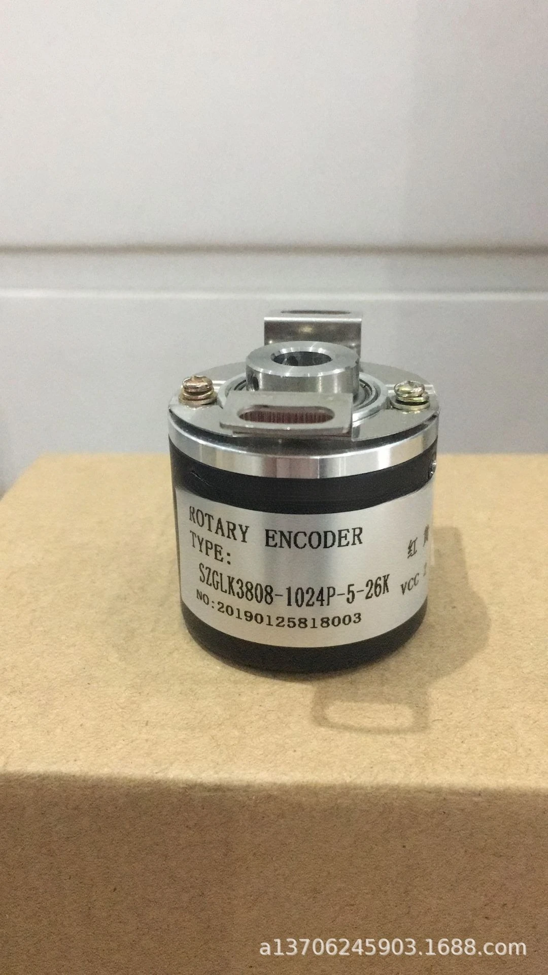 

IHC3808-001G-2500BZ1-5L IHC3808-001G-2500BZ1-5L Энкодер