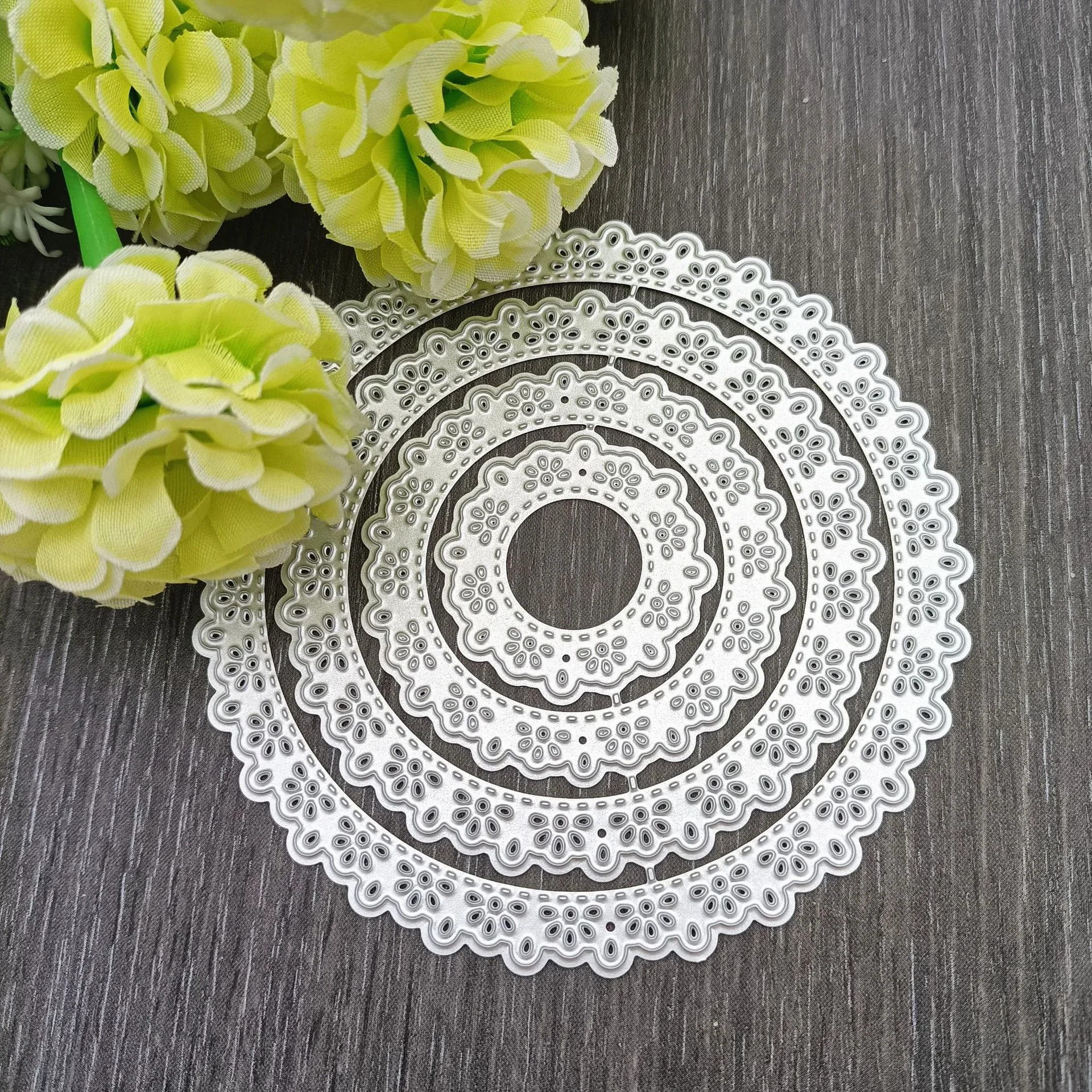 New Round Lace Curves Border Metal Cutting Dies for DIY Scrapbook Paper Cards Embossed Decorative Craft