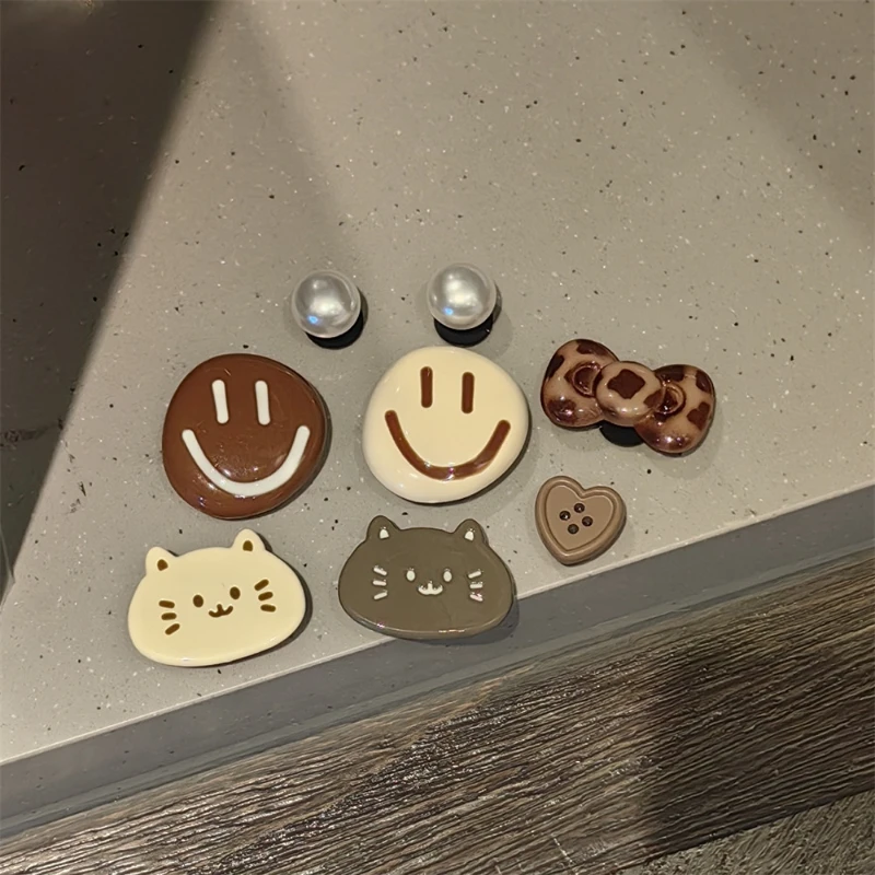 New Jibbitz Cute Shoes Charms For Clogs Creative Detachable Flower Buckle Perfect Birthday Gift Shoe Accessories