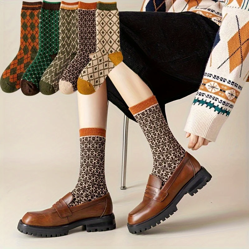 5 Pairs Random Women's Winter Crew Socks, Vintage Striped Pattern with Polka Dot & Diamond, Thick Warm Soft Floor Knit Socks