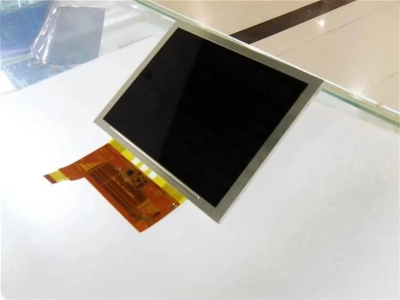 شاشة رقمية 8.0 بوصة 40PIN 18Bit TFT LCD LS080HT111 800RGB * 600 8.0 بوصة شاشة عمل مثالية تم اختبارها بالكامل