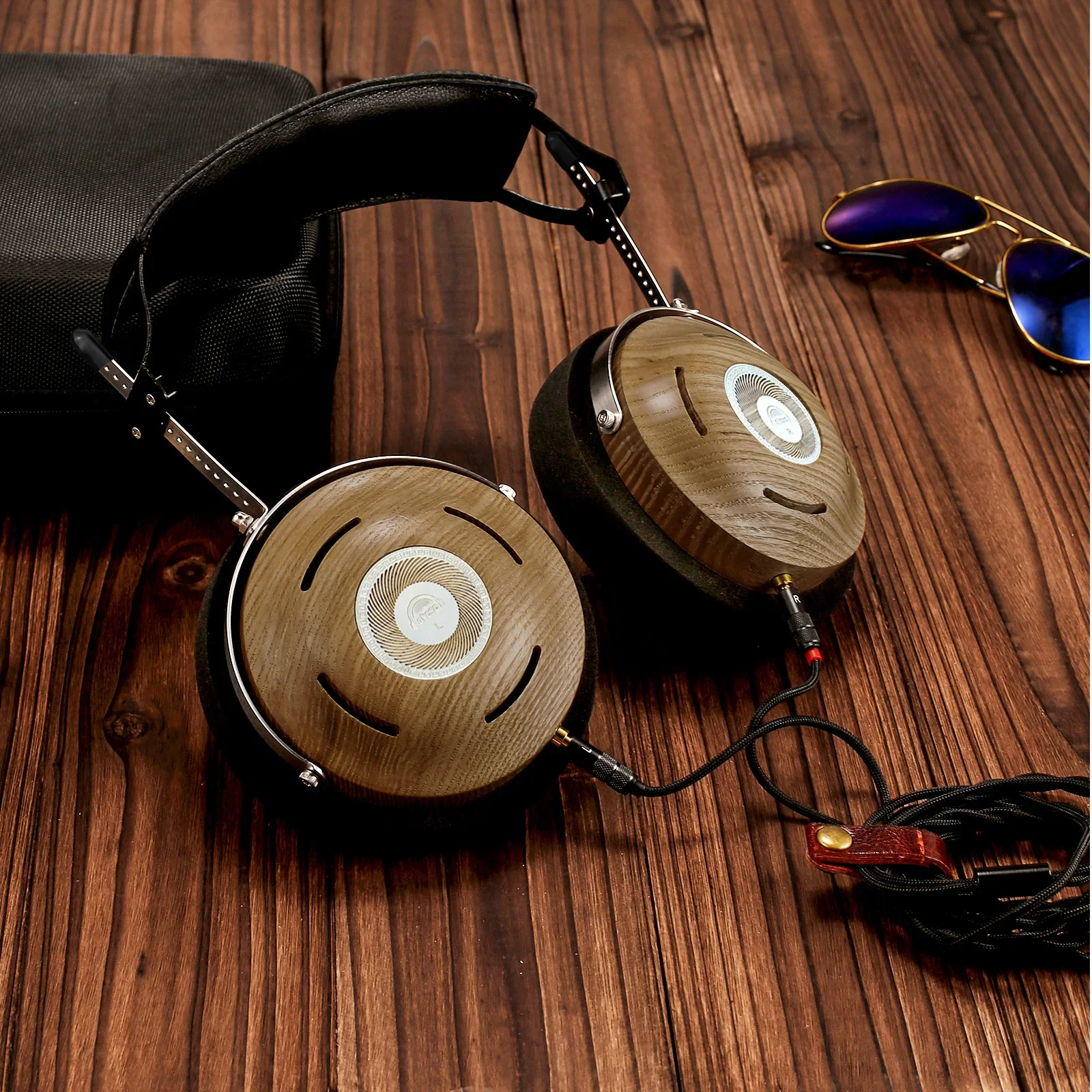 Geekyaudio Ash ไม้เปิดด้านหลังหูฟังที่ถอดออกได้ชุดหูฟังแบบมีสายสําหรับ PC/โทรศัพท์สมาร์ท 3.5 มม.เพลงสเตอริโอแบบมีสาย