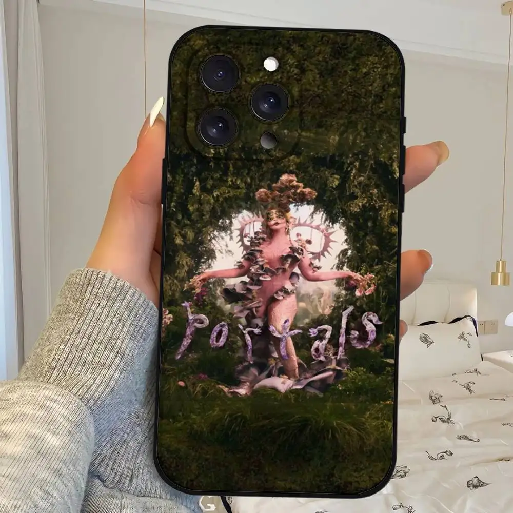 المغني ميلاني مارتينيز بوابات جراب هاتف آيفون 17 16 15 14 13 12 11 برو ماكس زائد حافظة صغيرة من البولي يوريثان لينة إلى الجلد ودية