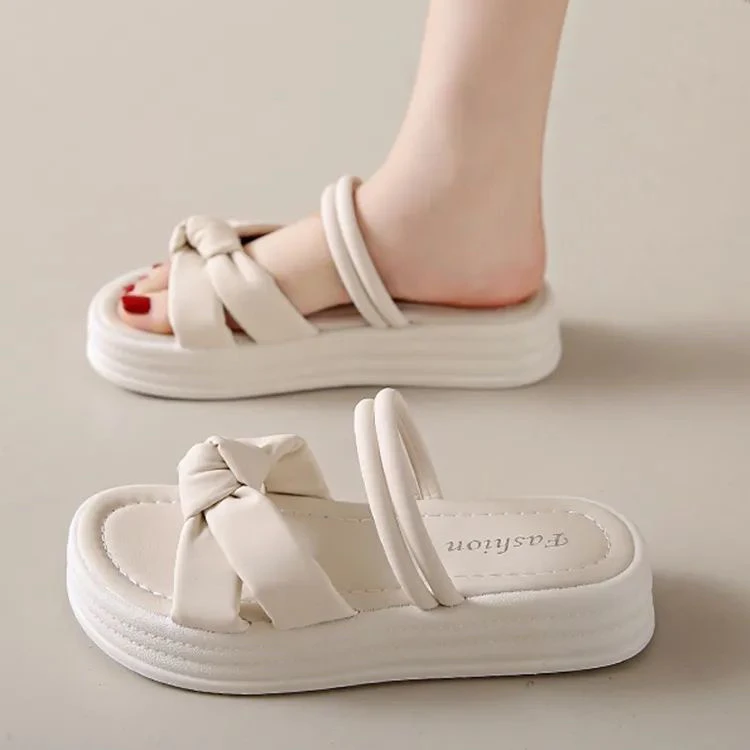 Women's Summer Soft Bot Slippers Casual Bath Slippers Anti-Slip Waterproof Flat Heel Sweet Sle Daily Wear PVC Material