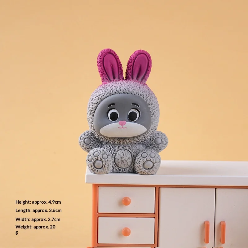 Novo mao gripe animal louco coelho policial resina caixa cega saco ornamento dos desenhos animados bonito desktop carro presente