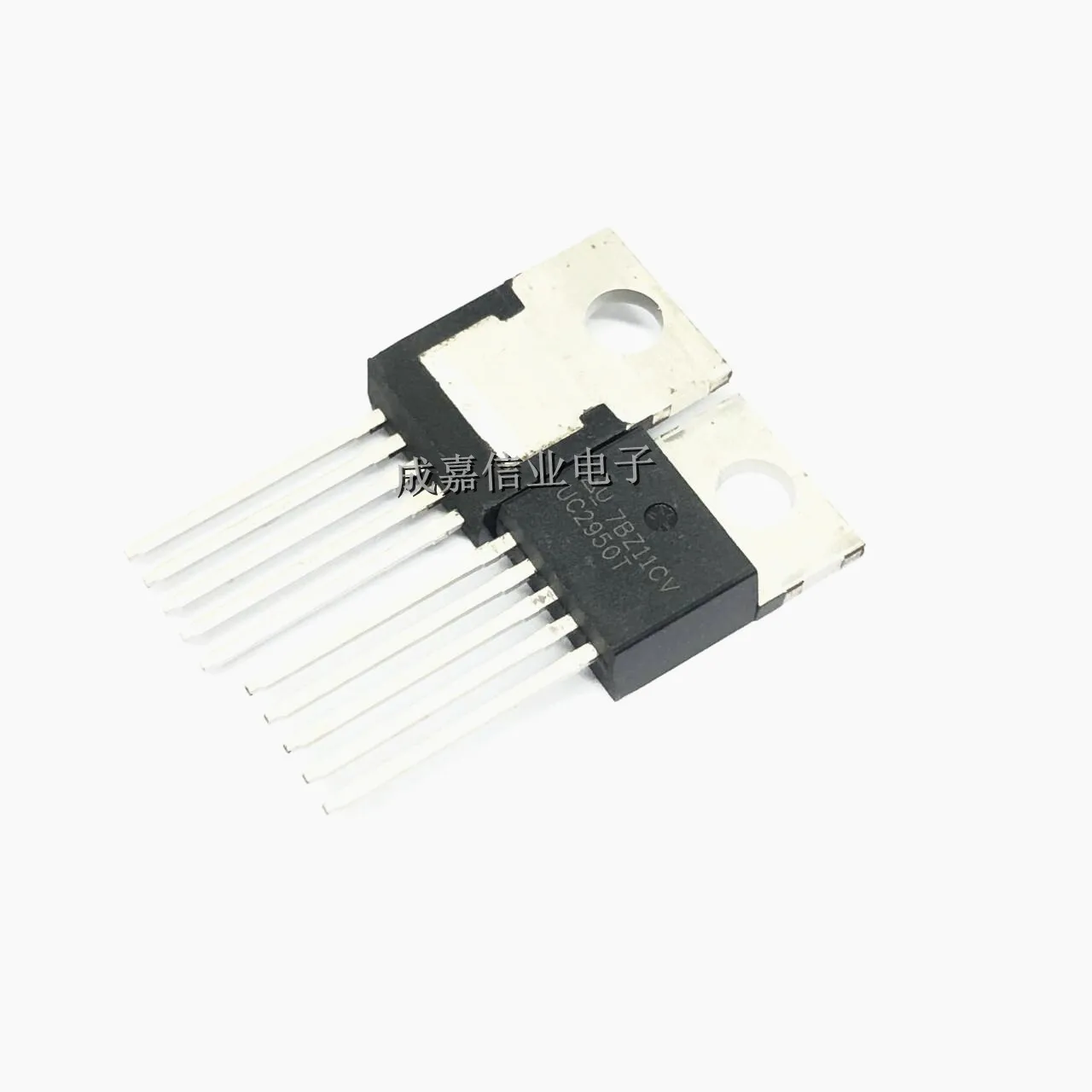 5pcs/Lot UC2950TG3 TO-220-5 UC2950T Gate Drivers Half-Bridge Bipolar Switch IGBT MOSFET Operating Temperature:- 20 C-+ 100 C