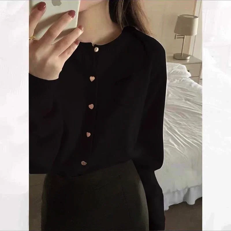 Sweet Knitted Cardigan Women Cropped Black Heart Button Sweater Coat Korean Fashion Solid Knitwears Winter Casual Jumpers Tops