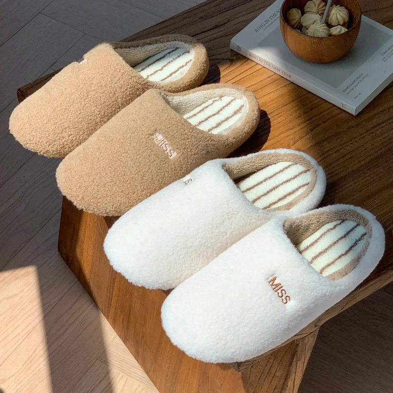 

Зимние пушистые женские тапочки, домашние туфли на плоской подошве, роскошные дизайнерские женские туфли, модные домашние повседневные осенние шлепанцы из нечеткого меха, теплые и мягкие