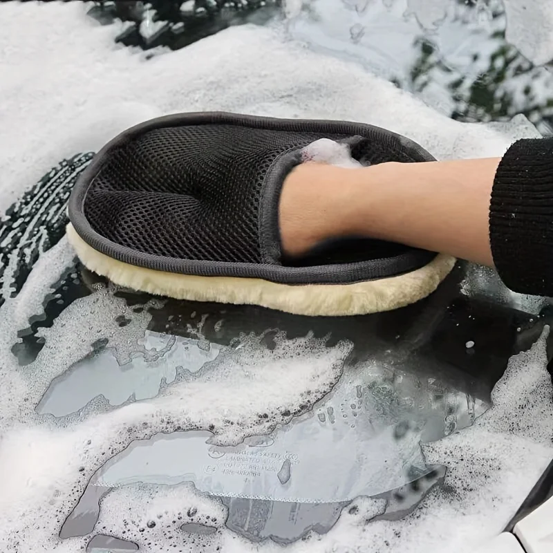 Car Washing Gloves, Wool Plush, Thickened Car Wiping Gloves, Car Waxing Gloves, Bear Paw Car Wiping Cloth, Cleaning Tool view 4