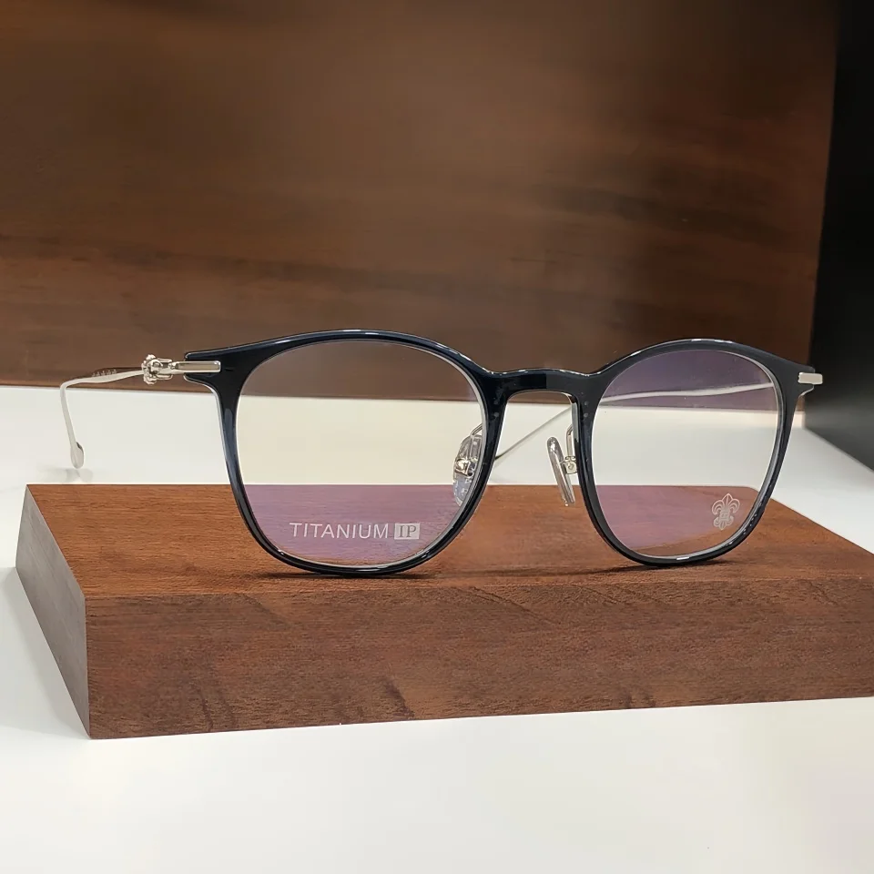 

2025 Hot Sale Women Glasses Frame Men Fashion Ultra Light Classic Retro Retro Personality Irregular Optical Glasses