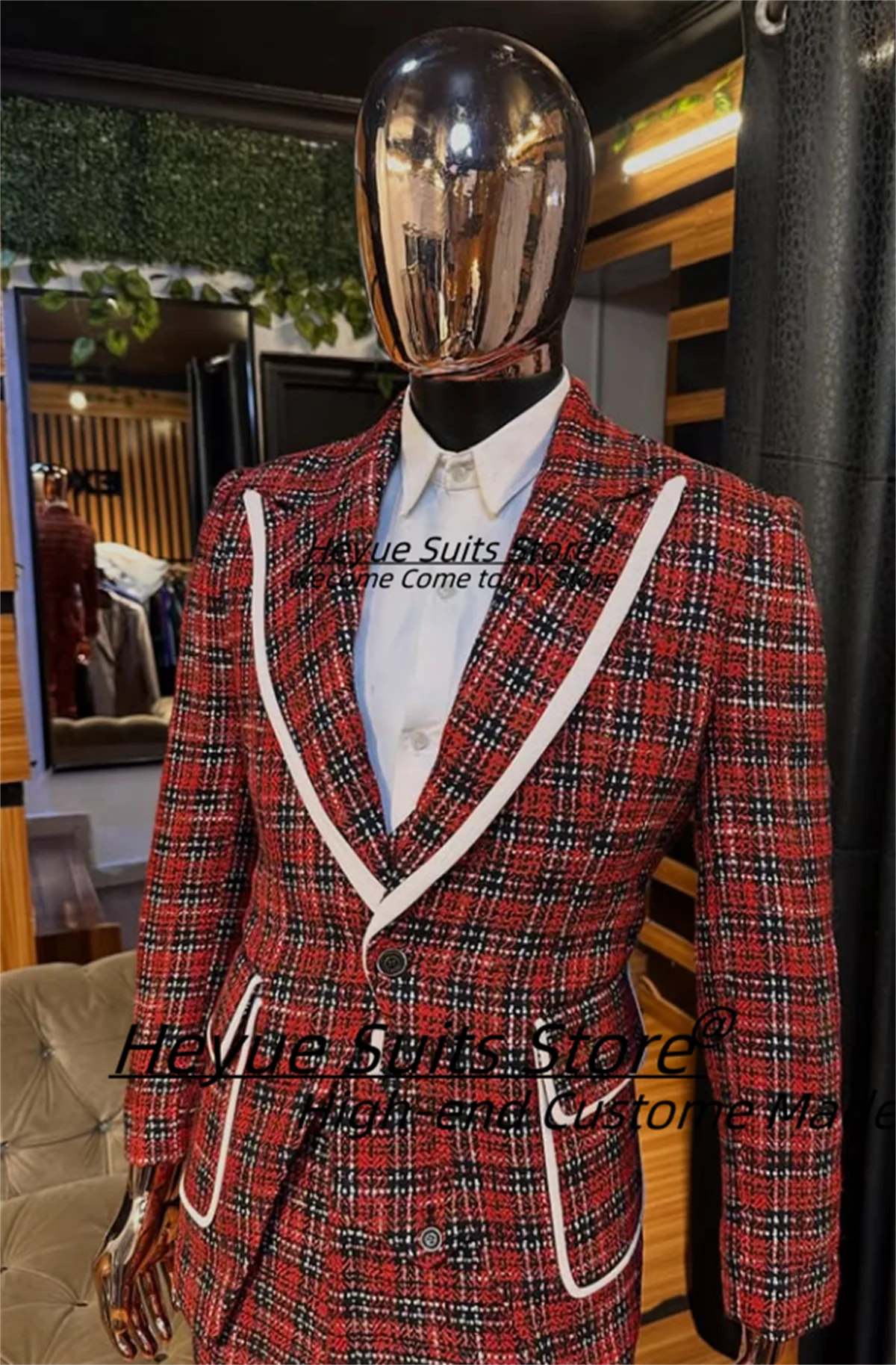 

Luxuly Red Plaid Men Suits Customized Slim Fit Peak Lapel Groom Wedding Tuxedos 2 Pieces Sets Male Prom Blazers Costume Homme