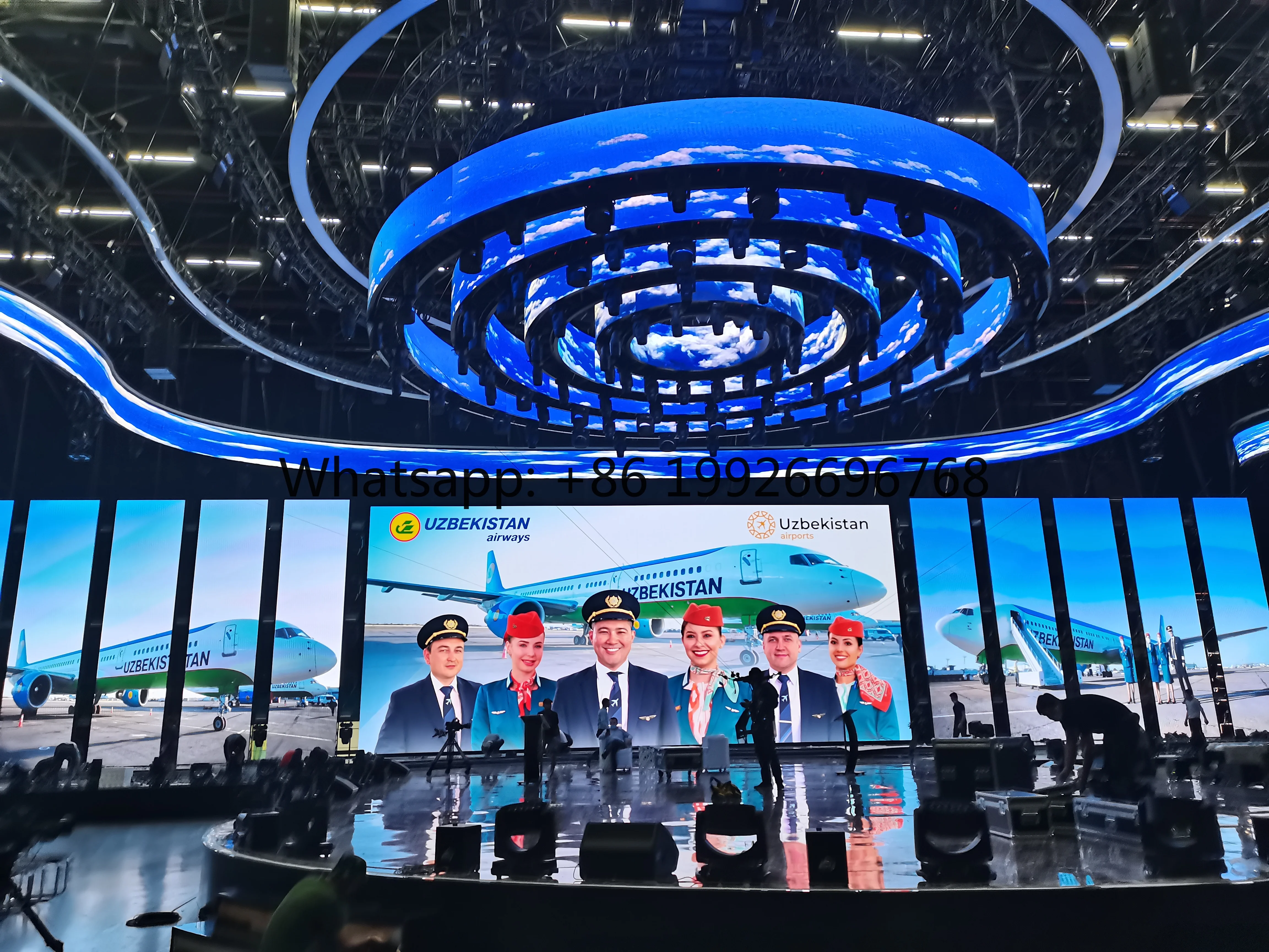 US in Stock P2.6mm Led Screen Front Maintenance Indoor Led Video Wall Use for Commercial Stages and Events