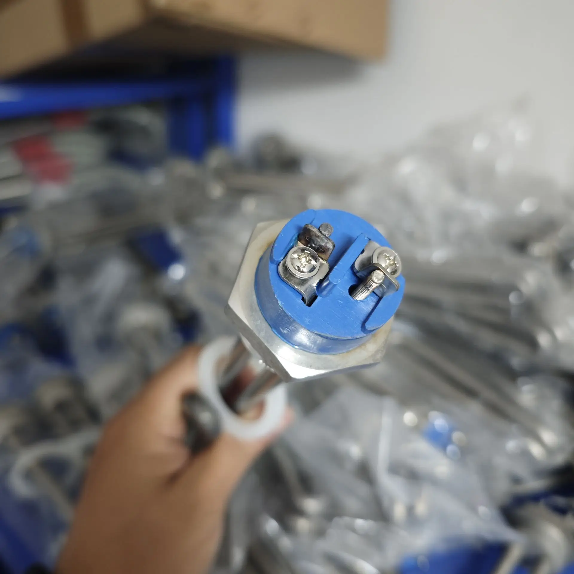 Gwintowany grzejnik rurowy ze stali nierdzewnej składany tylny zanurzeniowy element grzejny wody DN25 32mm