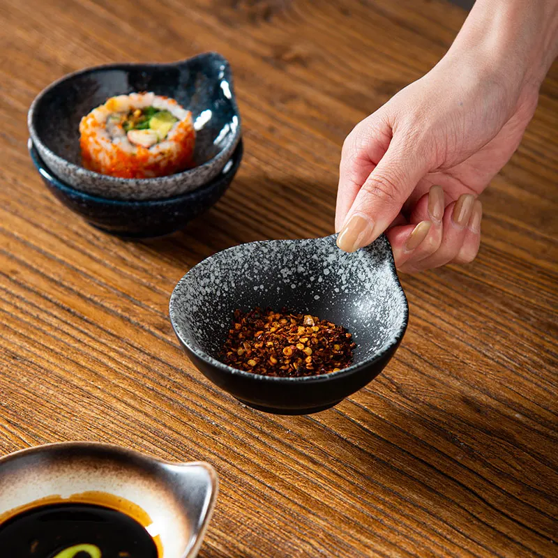 Japanese-style Home Restaurant Dip Dish Seasoning Dish Soy Sauce Vinegar Dish Creative Ceramic Sushi Snack Seasoning Bowl