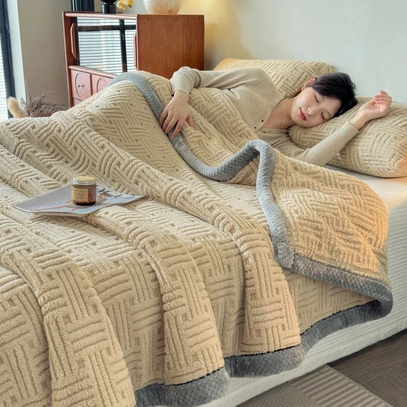 Thick Warm Winter Blankets Weighted Blanket Furry Bedspread on the Bed Fleece Throw Blanket Fluffy Knee Blanket For Sofa Bed