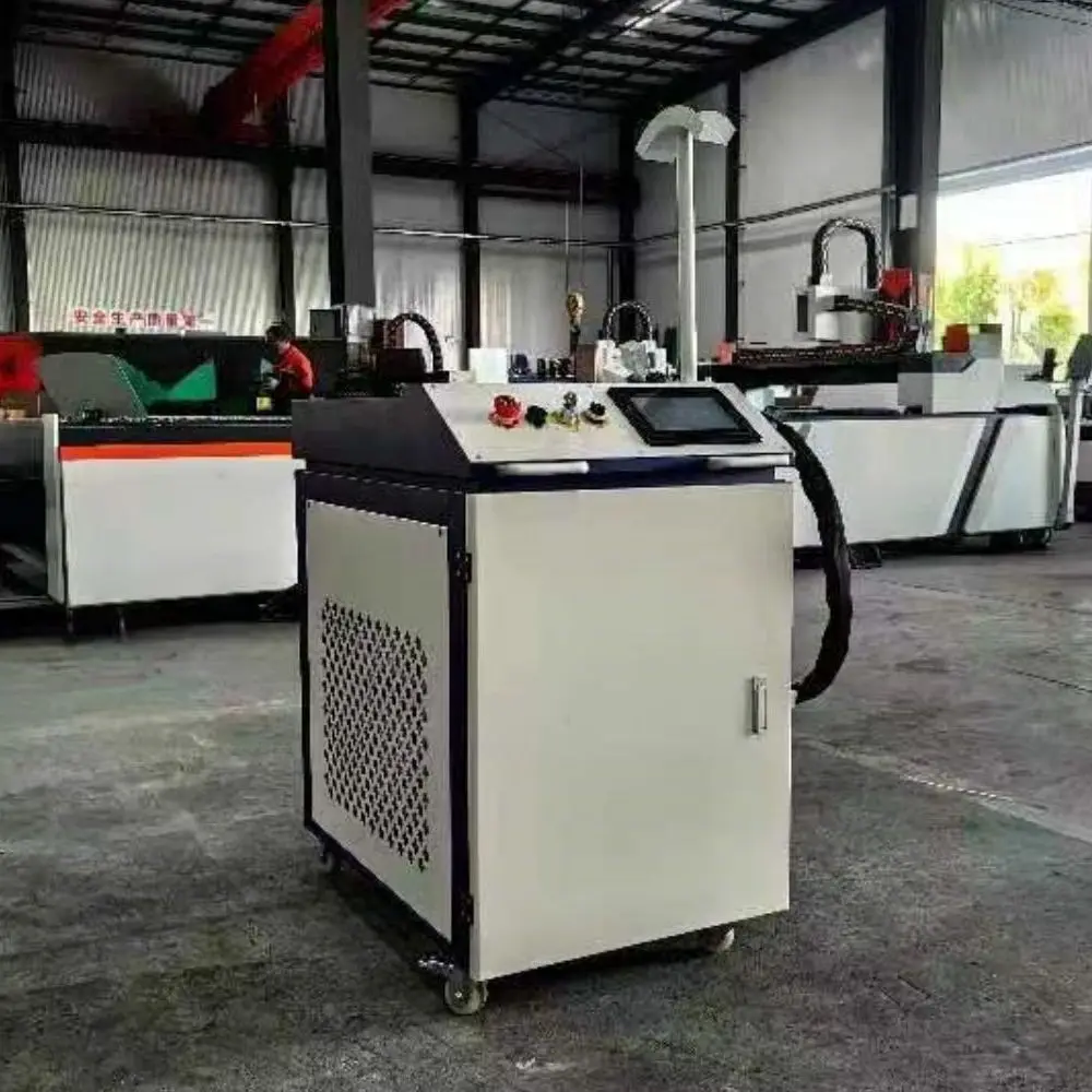 

Ручной лазерный сварочный аппарат 1500 Вт, 2000 Вт, 3000 Вт для сварки нержавеющей стали