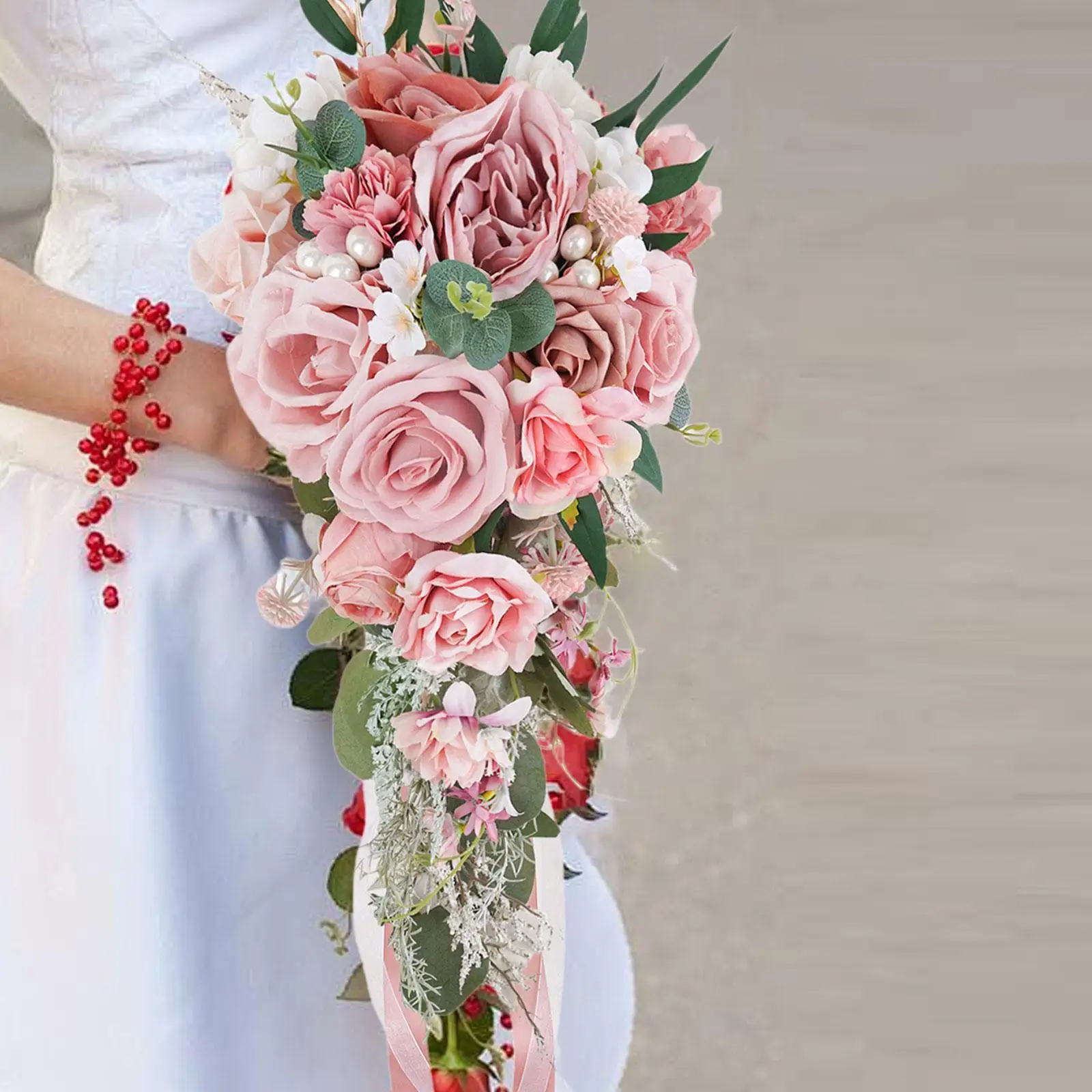 

Wedding Bouquet Holding Bouquet Elegant Artificial Roses Bunch Romantic Tossing Bouquet for Bridal Home Anniversary Decorations