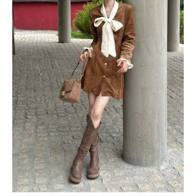 

2025 Autumn New Design Style Bowknot Striped Dress with Waist-Hugging Design for Slimming Effect A-Line Skirt