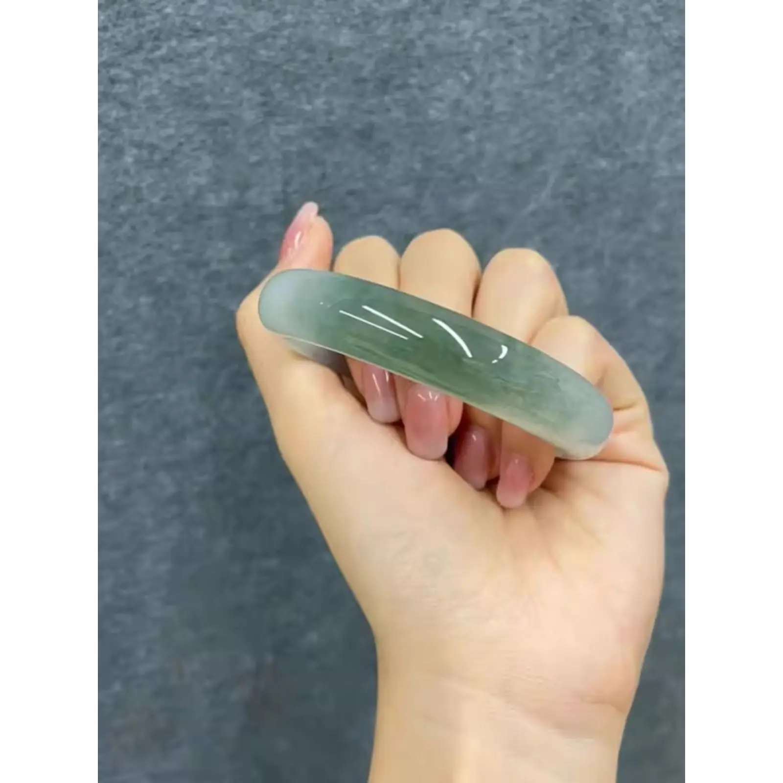 

Bracelet Round Clear Water Women's Jade Bracelet