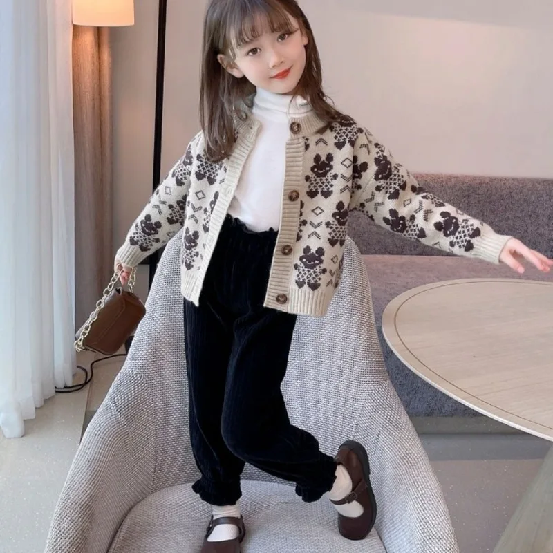 

Girls' Winter Thickened Cardigan 2025 - Stylish Teddy Bear Knit Top for Toddler Girls, Warm Outerwear