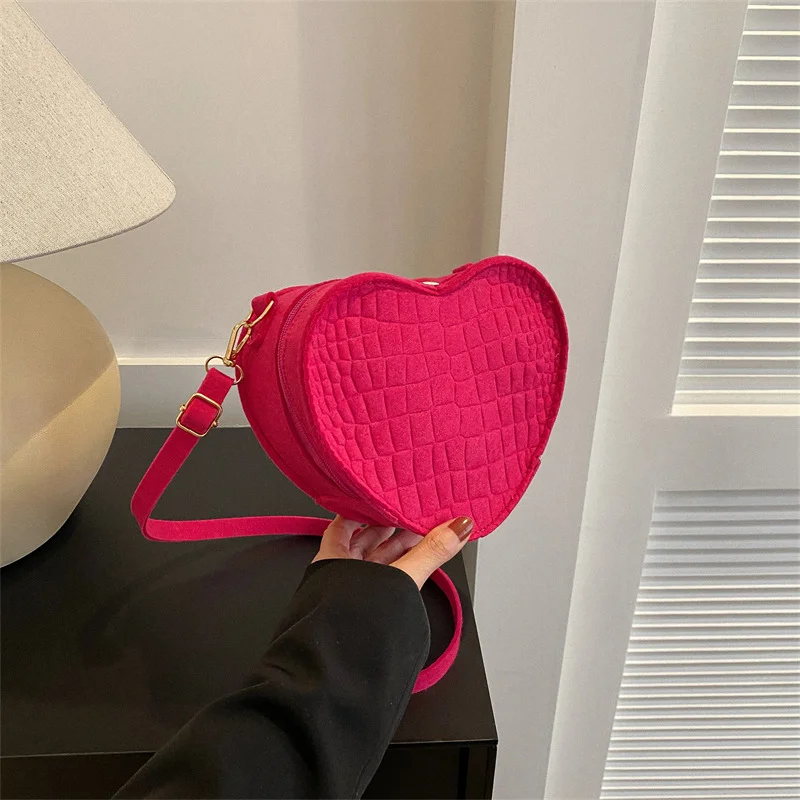 

Female Bag Fashion Luxury Designer Handbag Heart Europe Bags for Women's Shoulder Messenger travel organizer сумка женская