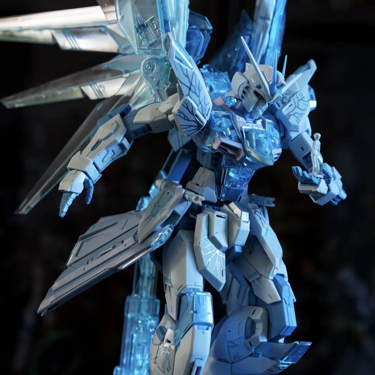 

New in stock Product MG 1/100 Freedom 2.0 Transparent Blue Edition Action Model Assembly Model Kit Anime Figure Birthday Gifts