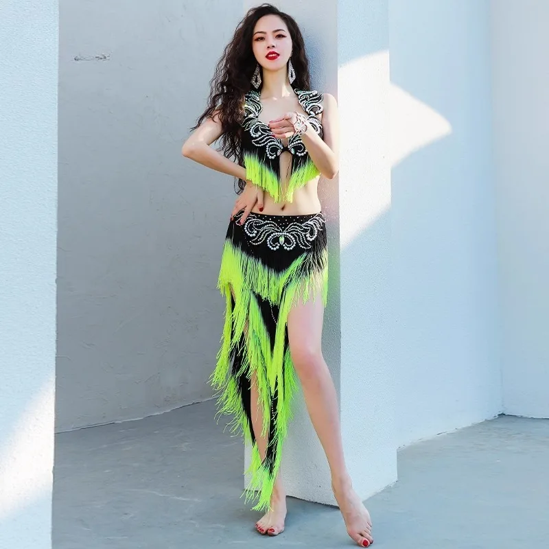Costumi di danza del ventre personalizzati con stili multipli Apertura ispiratrice Abito da ballo orientale Costume da competizione