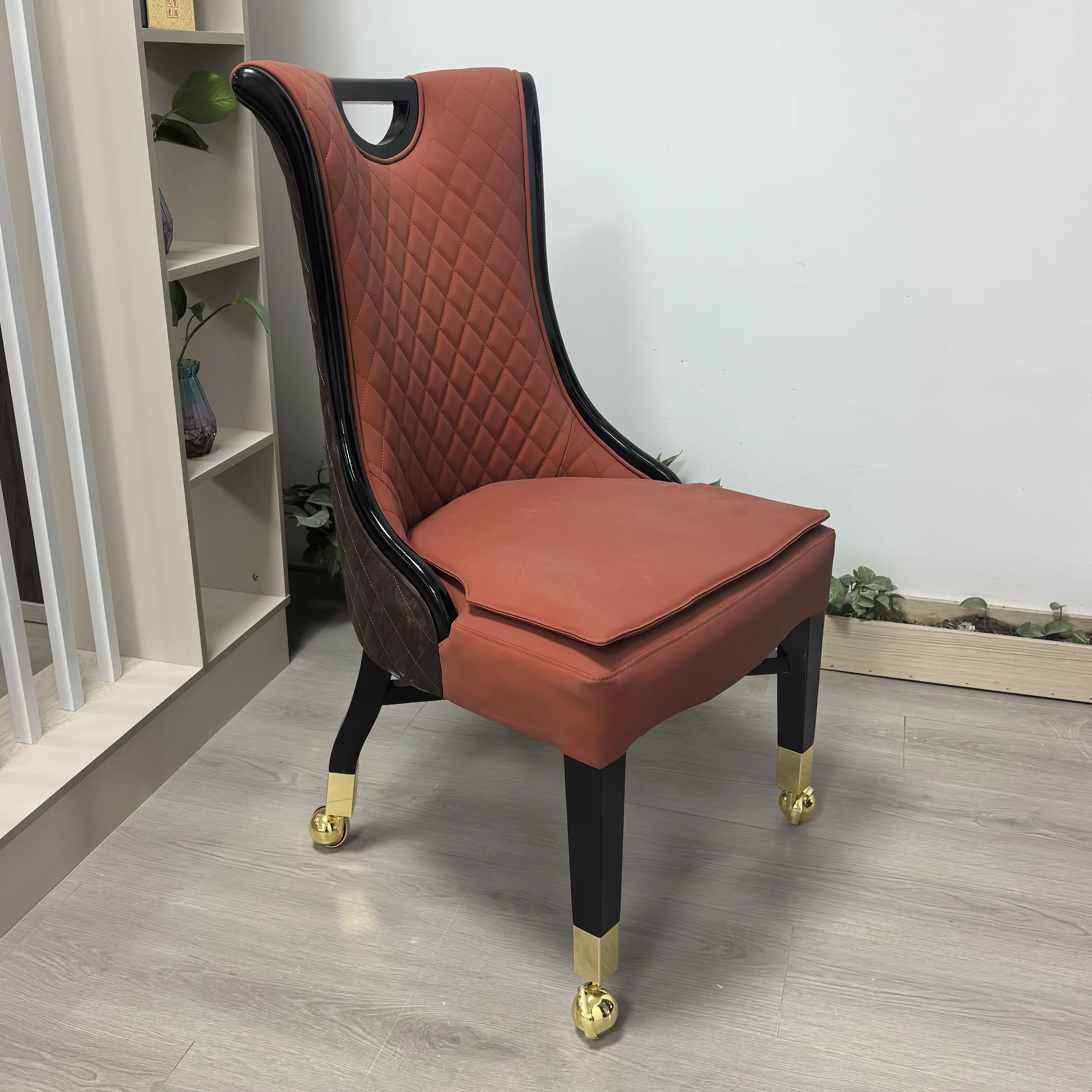 #Luxury Postmodern Commercial Casino Chair High Back Leather Hotel Wooden Stable Frame Modern Chair with Rolling Wheels