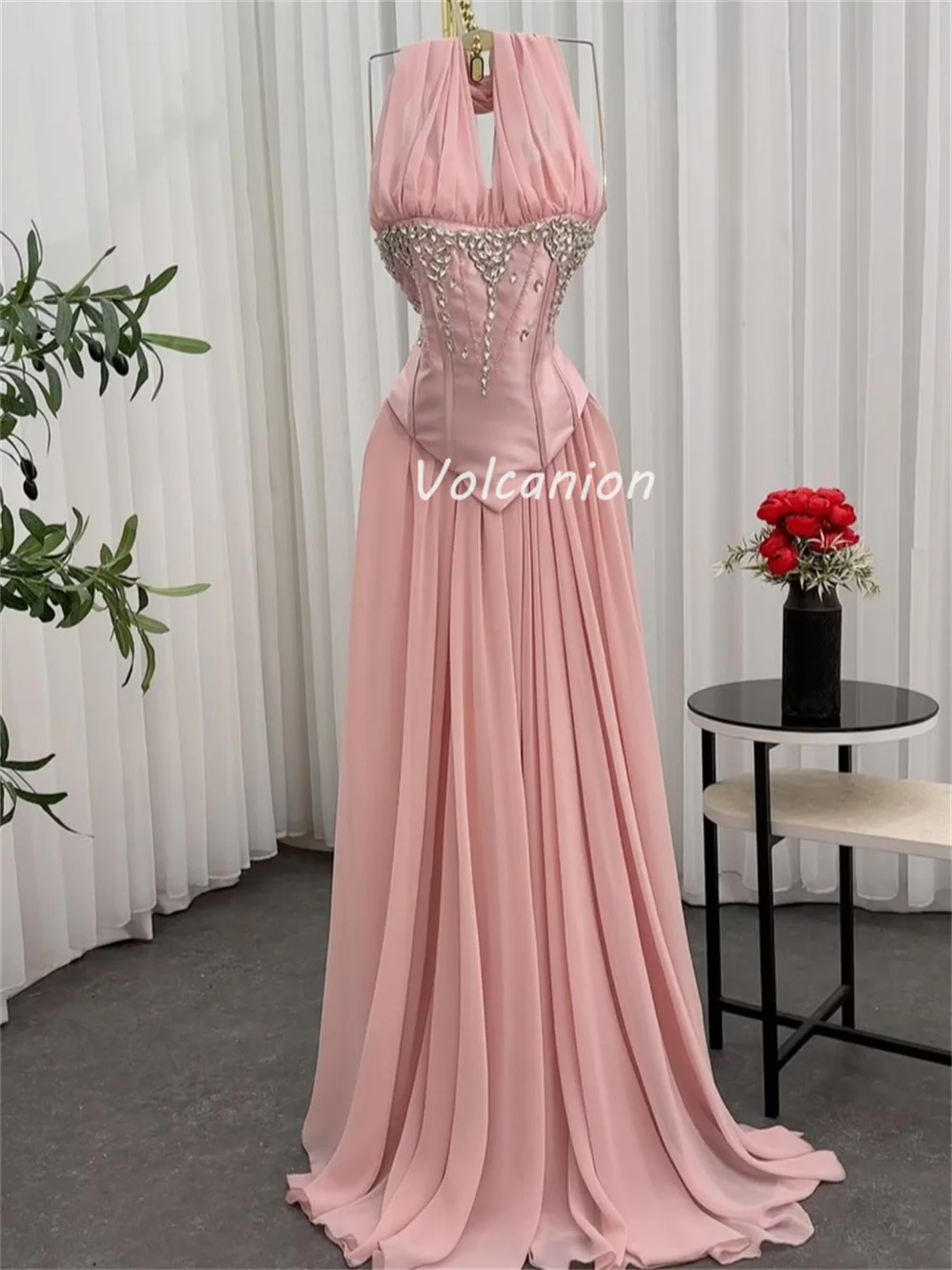 Abiti lunghi personalizzati con scollo all'americana dritto con strass drappeggiati in chiffon squisito di alta qualità personalizzati Abiti da cerimonia su misura Classici sexy