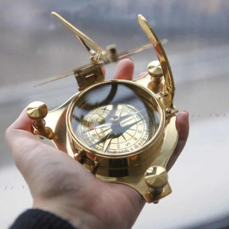Brass Compass Home Decorations Book Exhibition Soft Decoration Compass Retro Desktop Ornaments Portable Shooting Props Gift