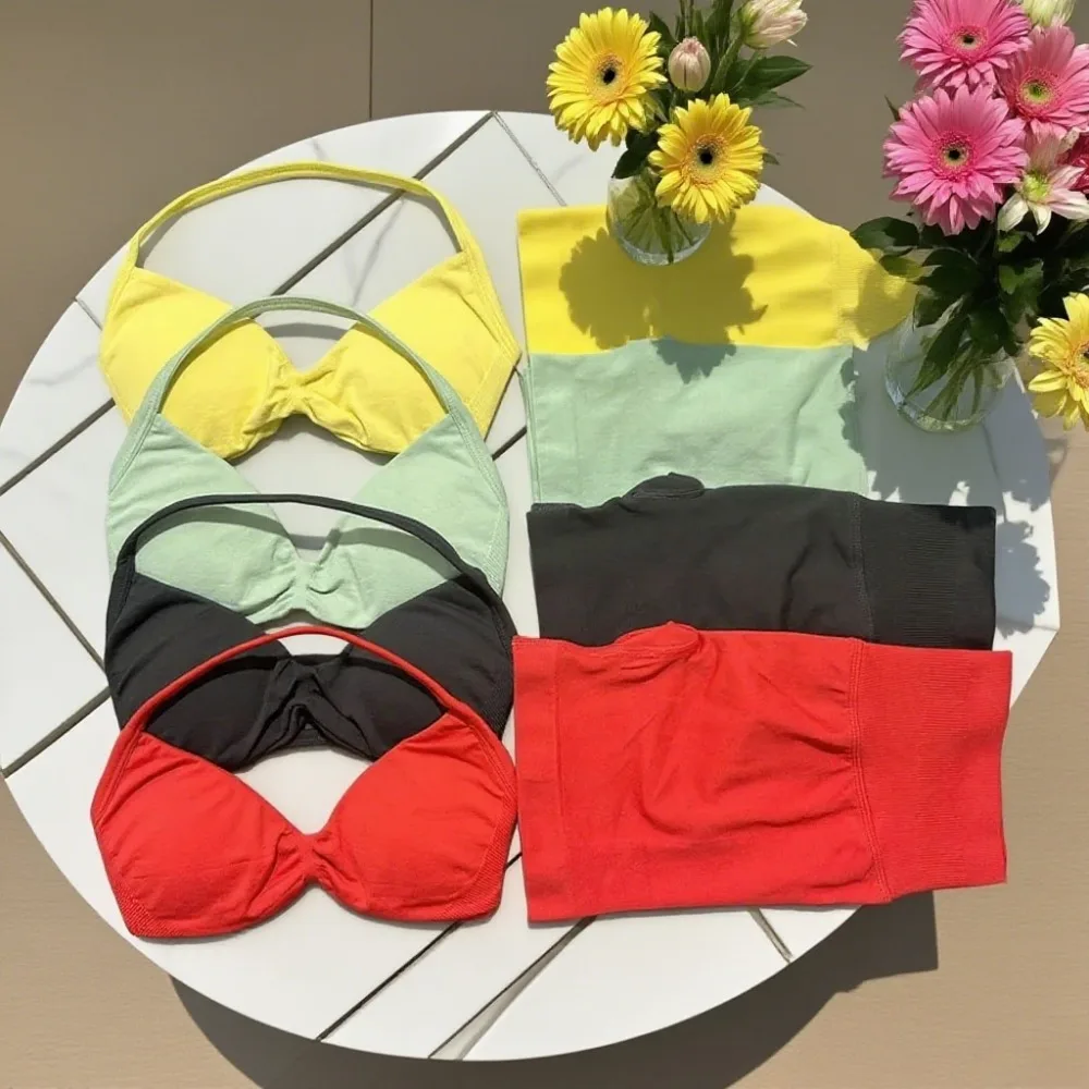 

2 Piece Suit Impact Strappy Sports Bra Yoga Sets Women‘s Gym Clothes Bra and Shorts Sports Fitness Set Running Workout