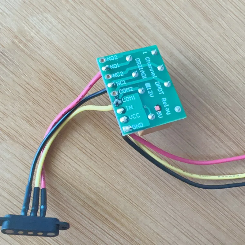 Hot Sale 5V Relay with 3 Magnet Pin Cable Wire Signal Relays Switch Regulating Relay Accessorie