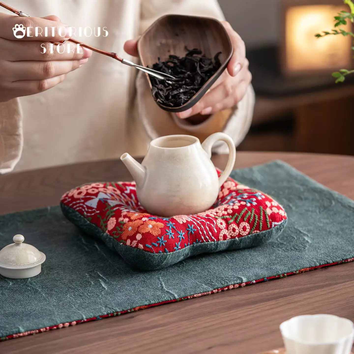 Handmade Embroidered Red Donut Coasters Thickened Pot Mat Teapot Bearing Pot Holder Preserve Heat Anti-Scald Teapot Tea Coaster