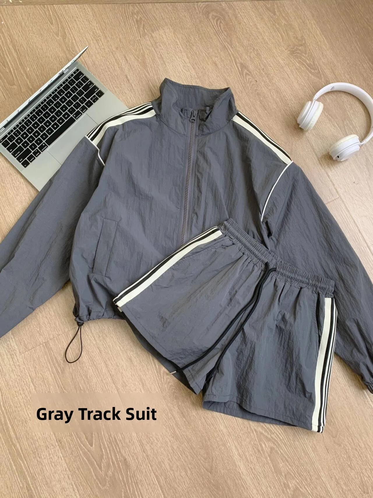 

Korean Sle Simple Faion Color Blo Casual Sports Suit Women's Summer Thin Jaet orts Two-Piece Set Zipper Closure