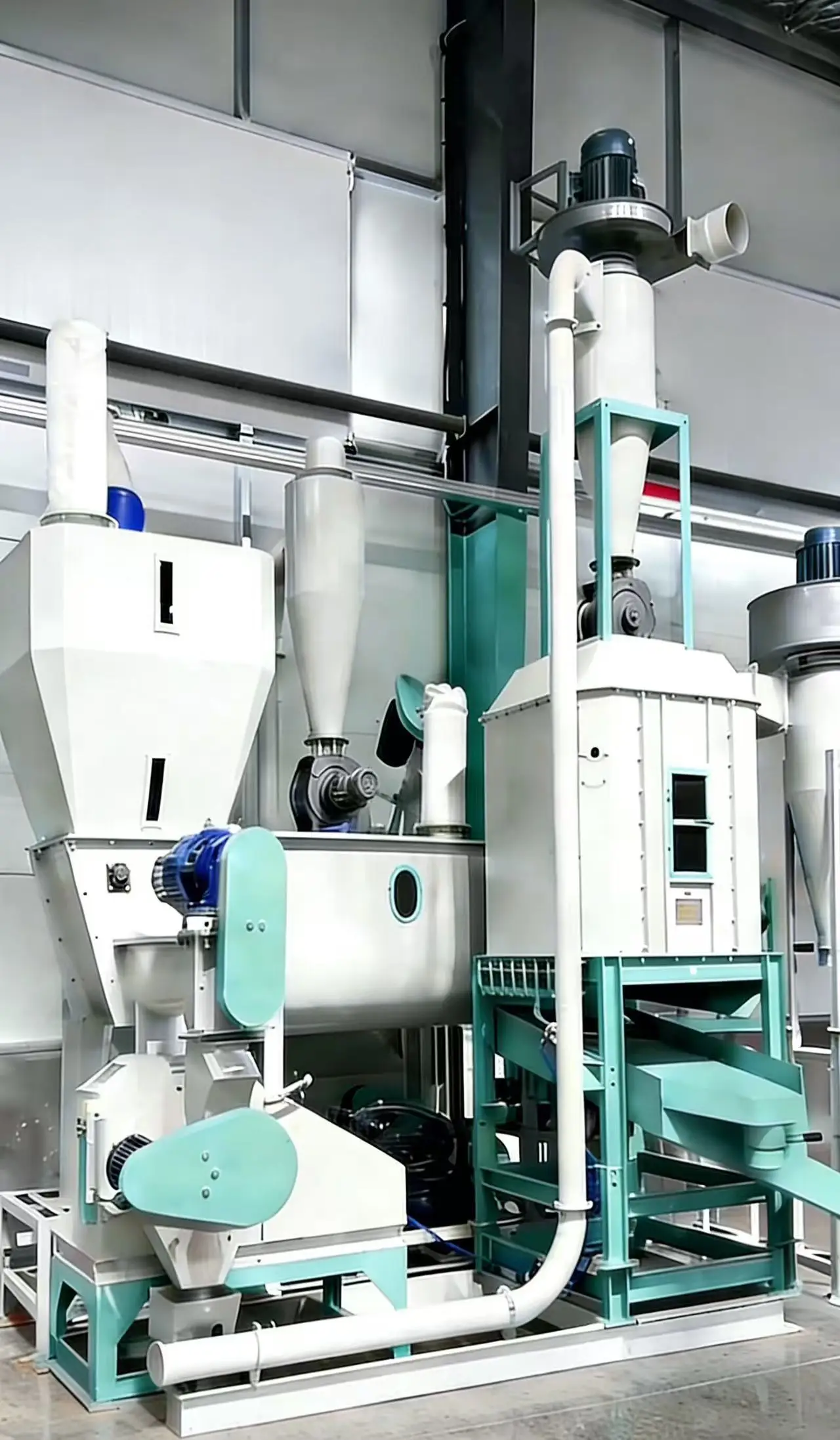 Compact Feed Manufacturing System for Non Meat Animals Including Duck Goose Fish and Cattle