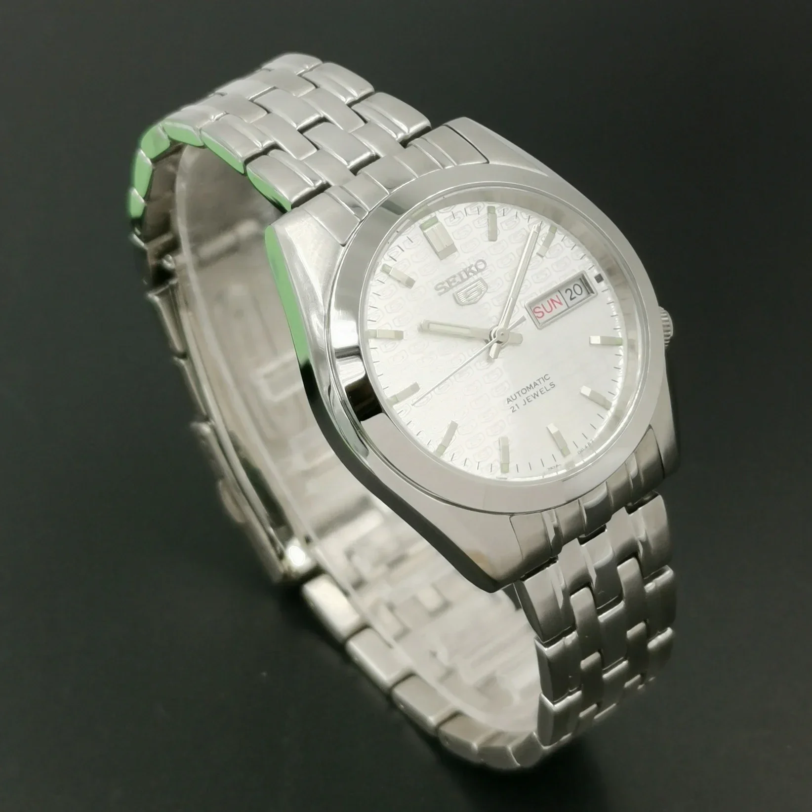 ساعة سيكو الأوتوماتيكية ذات الحركة الميكانيكية ذات الإصدار المحدود بحزام من الفولاذ المقاوم للصدأ كاجوال عصرية للرجال بتقويم متعدد الوظائف