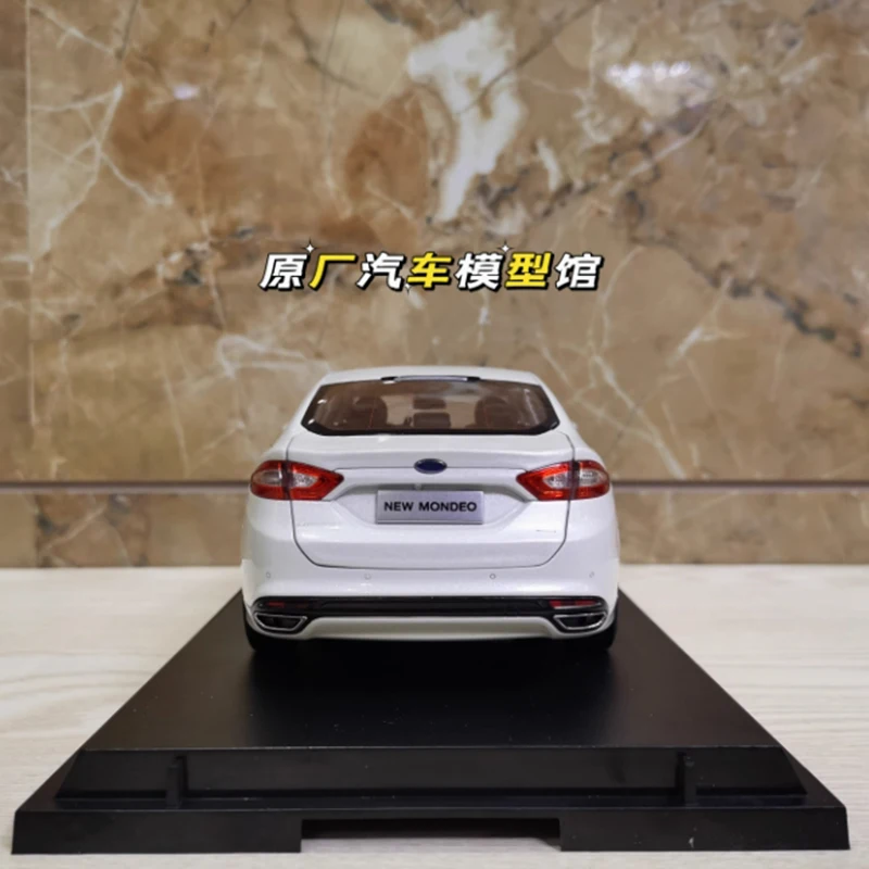 Original Diecast Alloy 1/18 Changan FORD MONDEO Car Model Adult Classic Collection Static Display Boy Toys