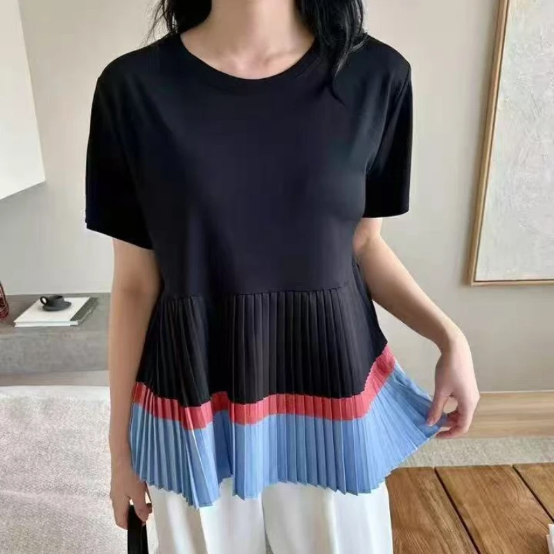 

Лето 2025 г., плиссированная лоскутная футболка с цветными блоками, женские новые корейские модные повседневные свободные футболки с круглым вырезом и короткими рукавами, женские топы