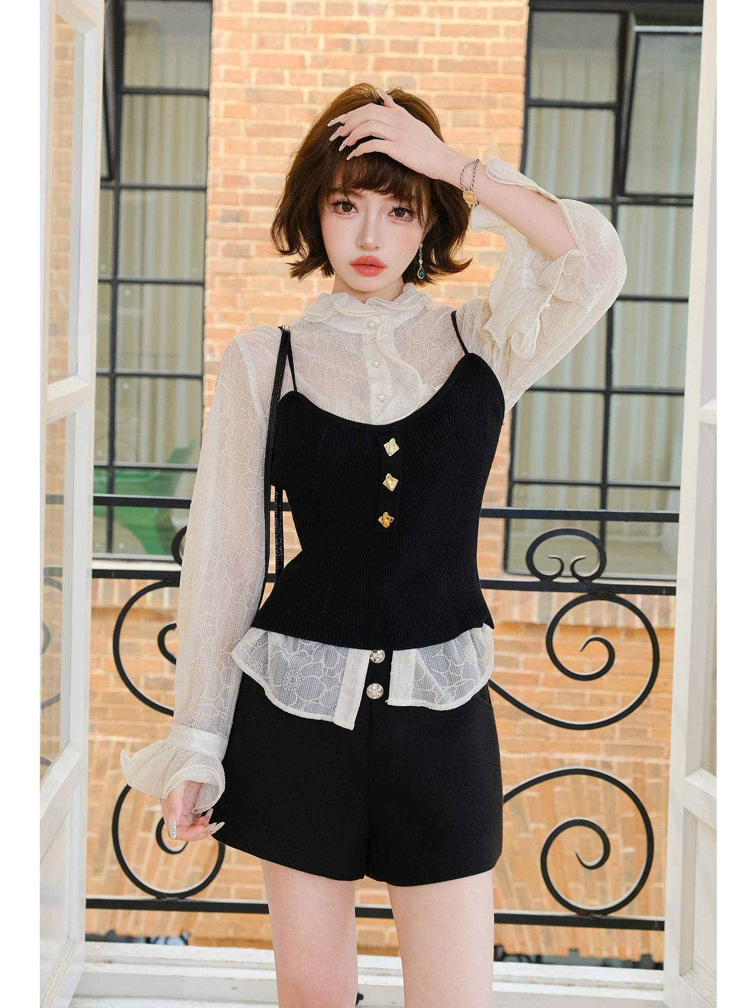 

MIUCO Pearl Button Knitted Shirt with Flounce Stand Collar Long Sleeve Short Length Slim Fit French Style Pure Color Shirt